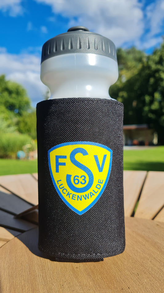 Flaschenhalter mit Wasserflasche